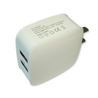 Мережевий зарядний пристрій XO L25 з прискореним зарядом (2 USB виходи: 5V / 2.4A Max) білий